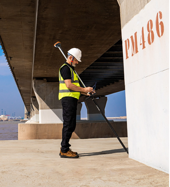 Máy định vị GPS RTK CHC i73+ Máy định vị GPS RTK CHC i73+